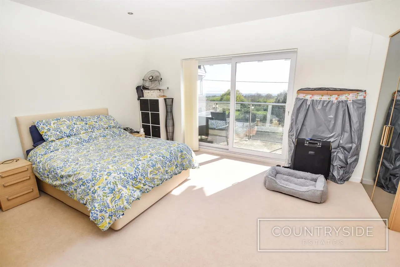 Vicarage Hill, Benfleet, photo 12