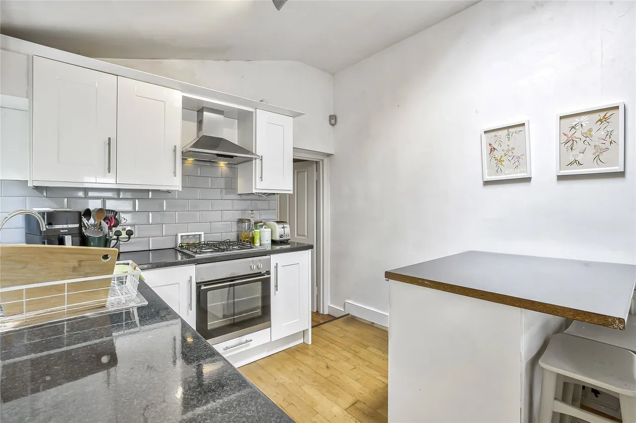 Trinity Road, London, SW17, photo 3