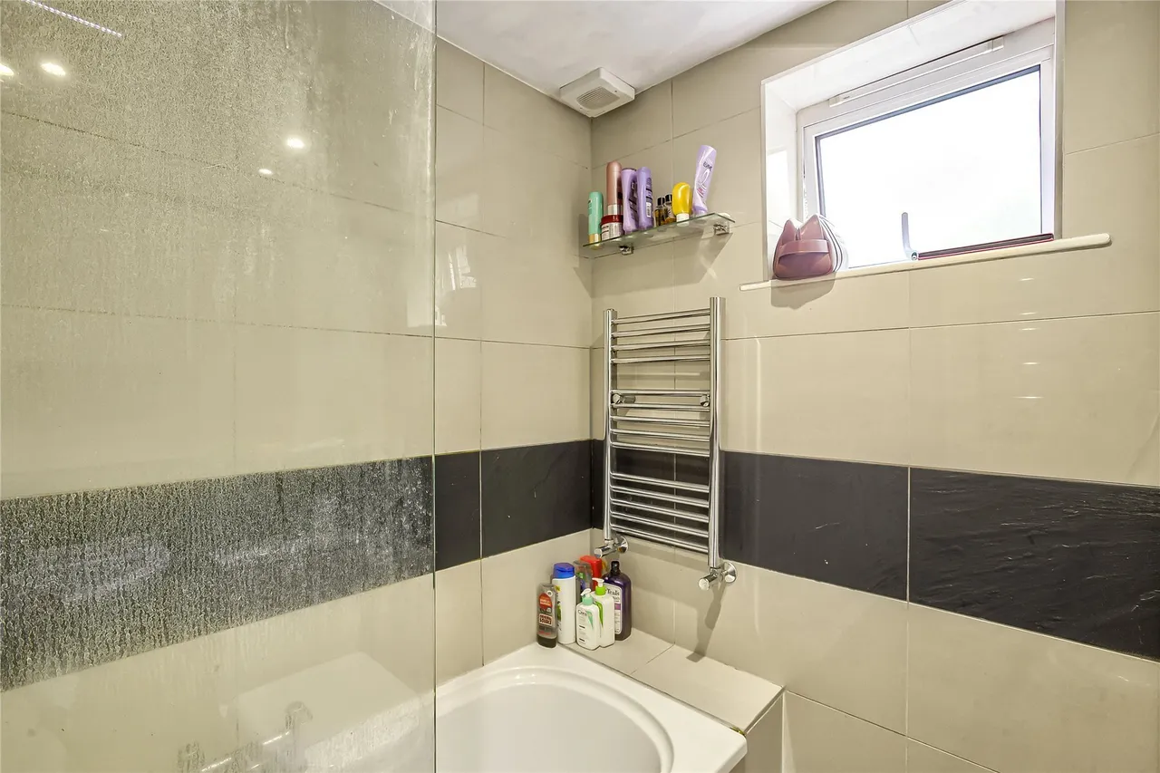 Trinity Road, London, SW17, photo 12