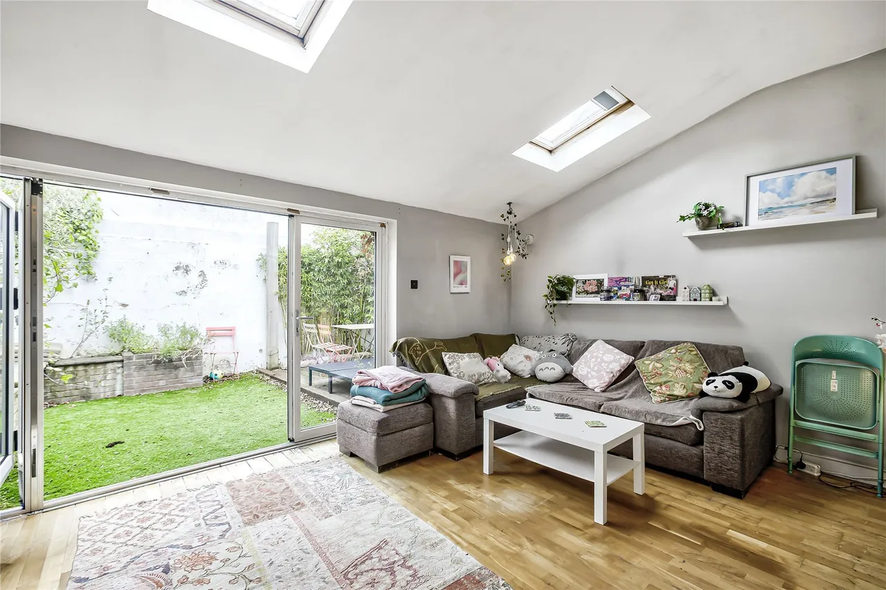 Trinity Road, London, SW17, photo 10