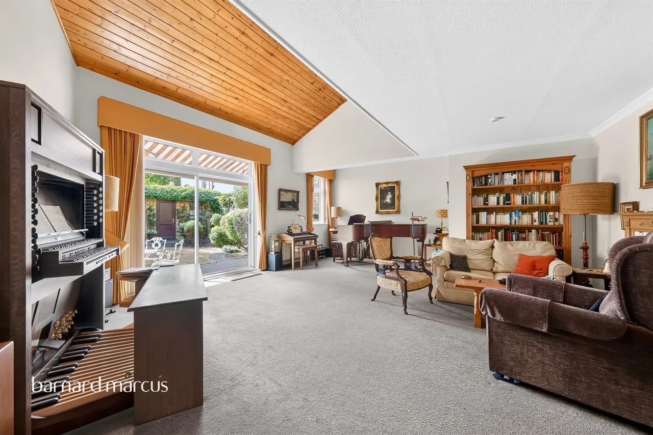 3 bed house for sale — Lower Richmond Road, East Sheen, London
