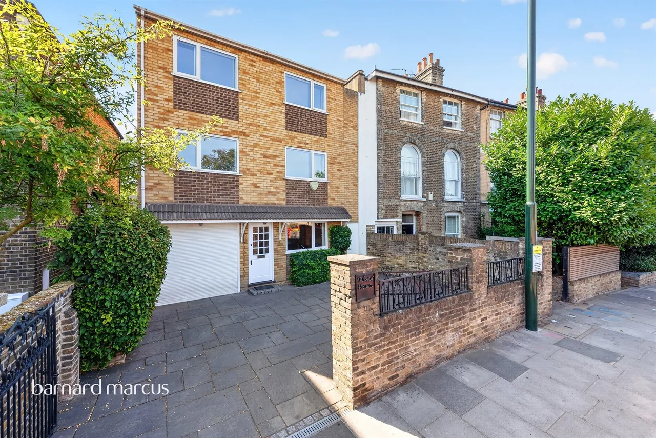 Lower Richmond Road, East Sheen, London, photo 7