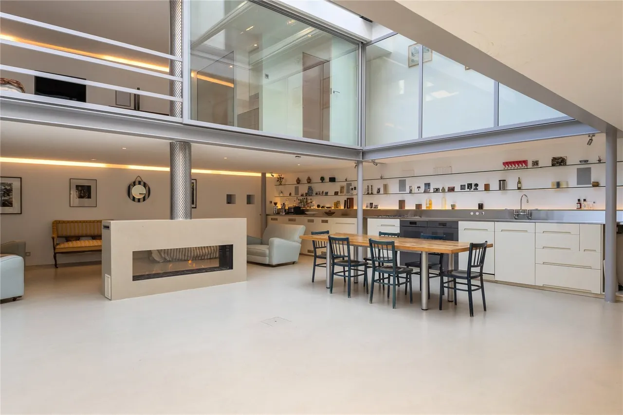3 bed house for sale, Clerkenwell Green, London, EC1R