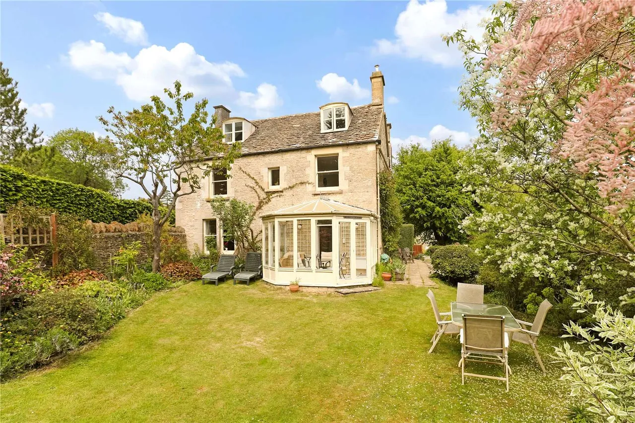 Box, Stroud, Gloucestershire, GL6 9HP, photo 9