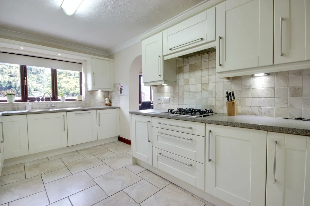 Thearne Lane, Thearne, HU17, photo 9
