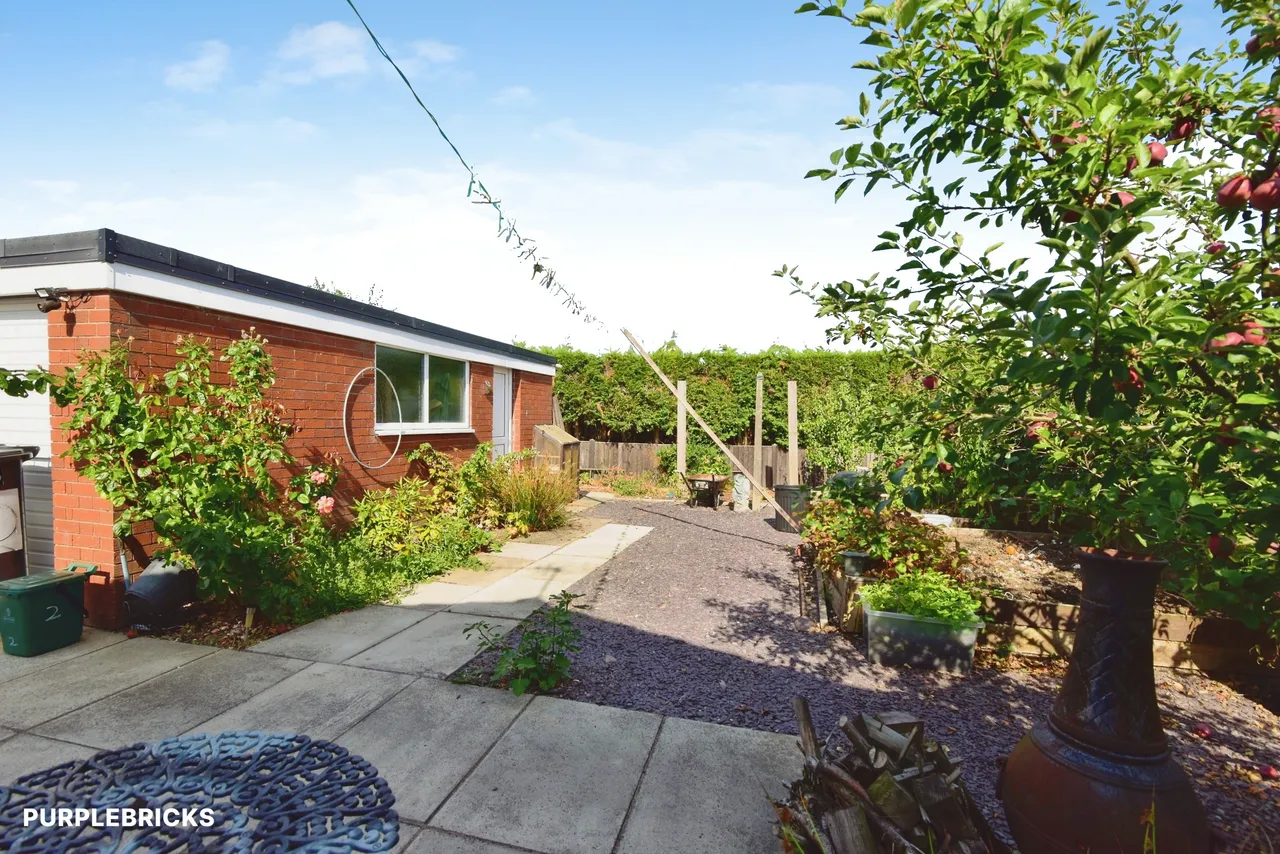 Royce Avenue, Stoke-On-Trent, ST8, photo 3