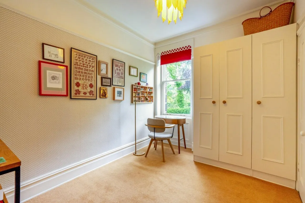 Chevin Avenue, Menston, LS29, photo 16