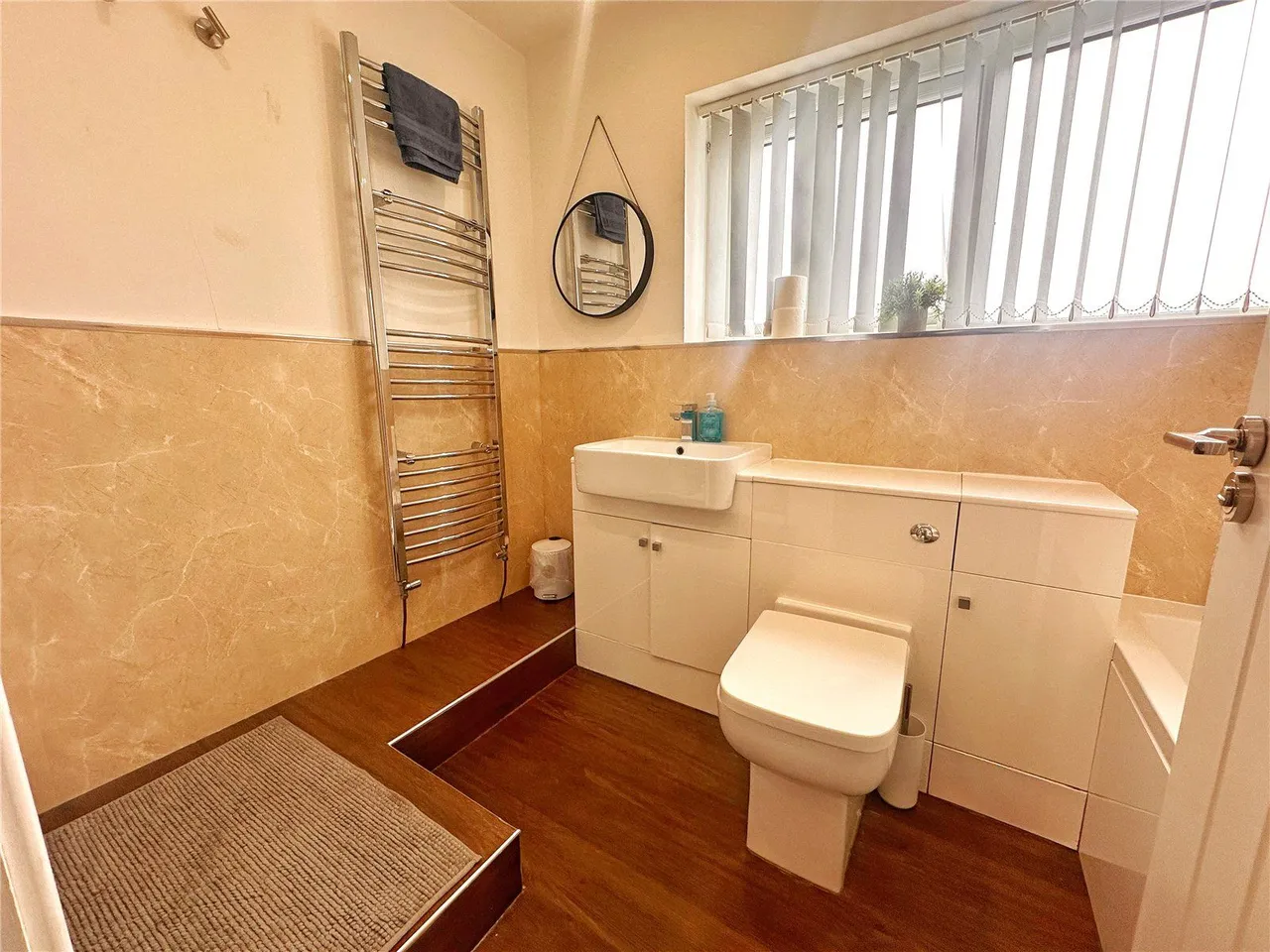 Wood Street, Middleton, M24, photo 15