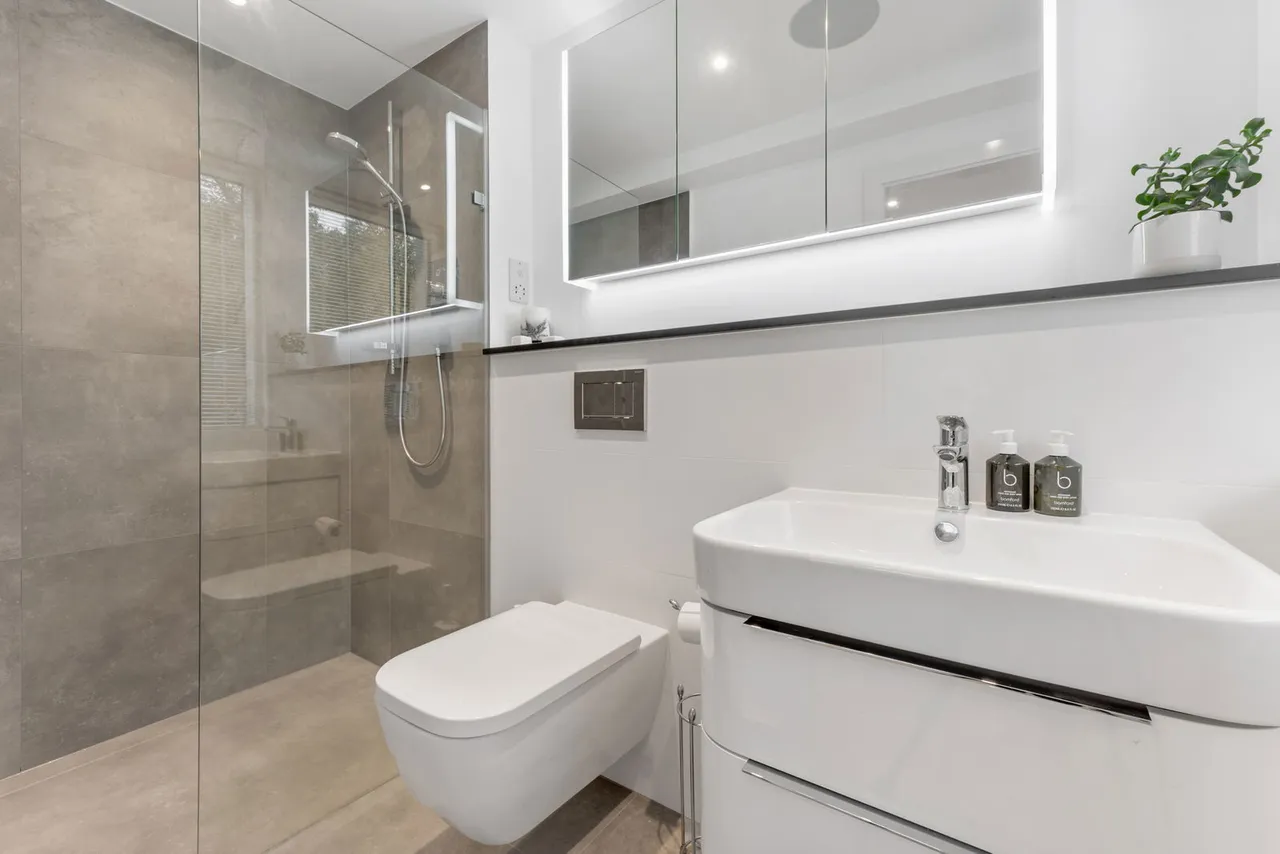 Greenlands, Greenstiles Park, LA23, photo 14