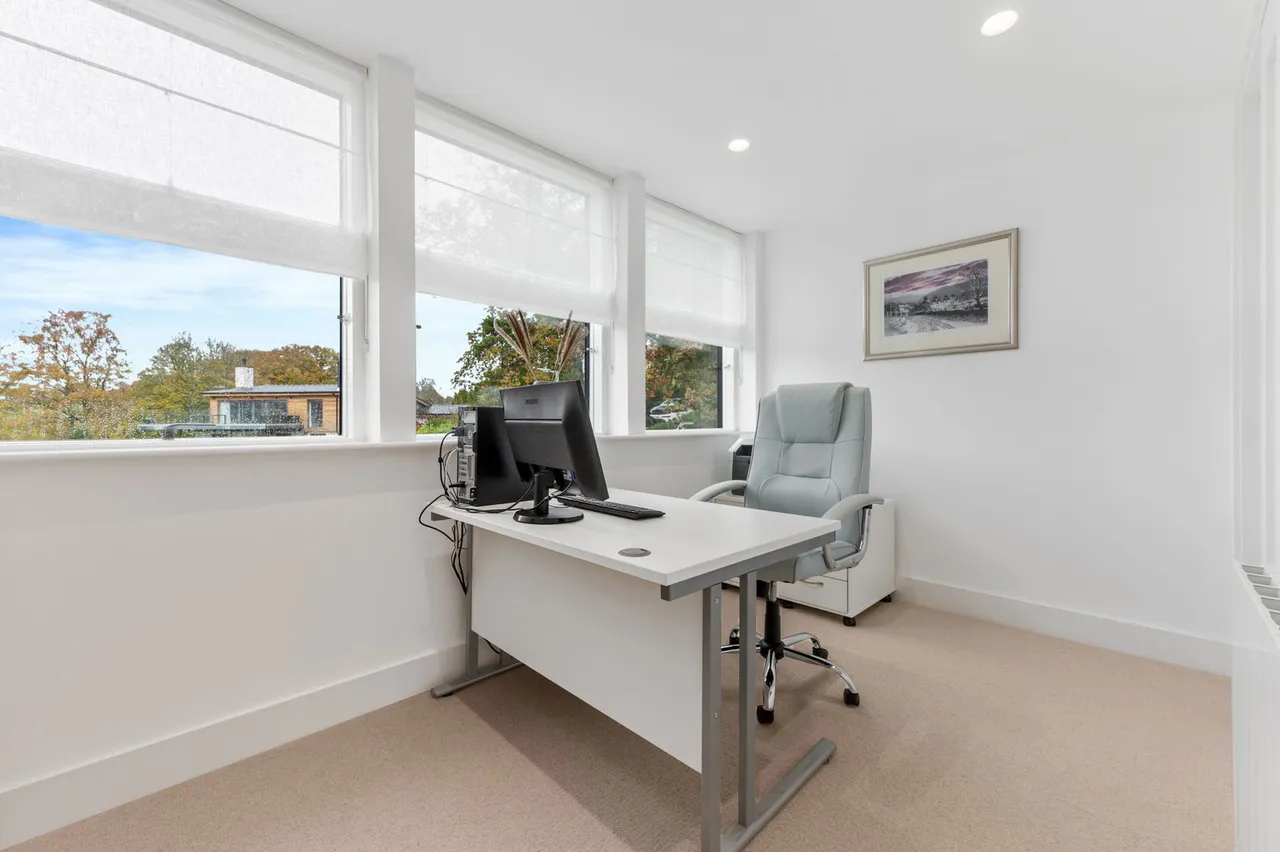 Greenlands, Greenstiles Park, LA23, photo 27