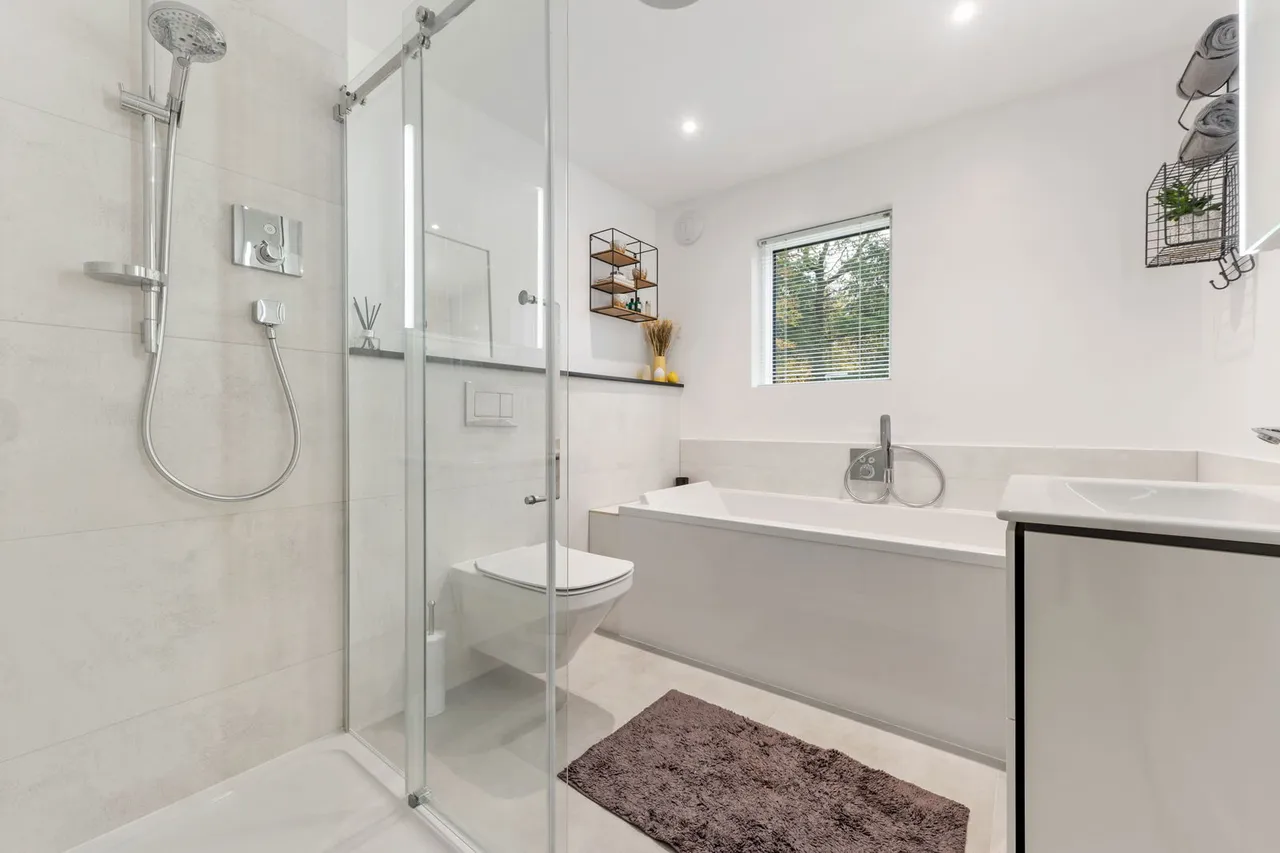 Greenlands, Greenstiles Park, LA23, photo 8