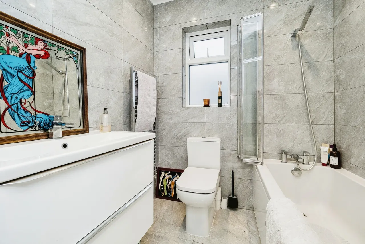Liddington Road, London, E15, photo 16