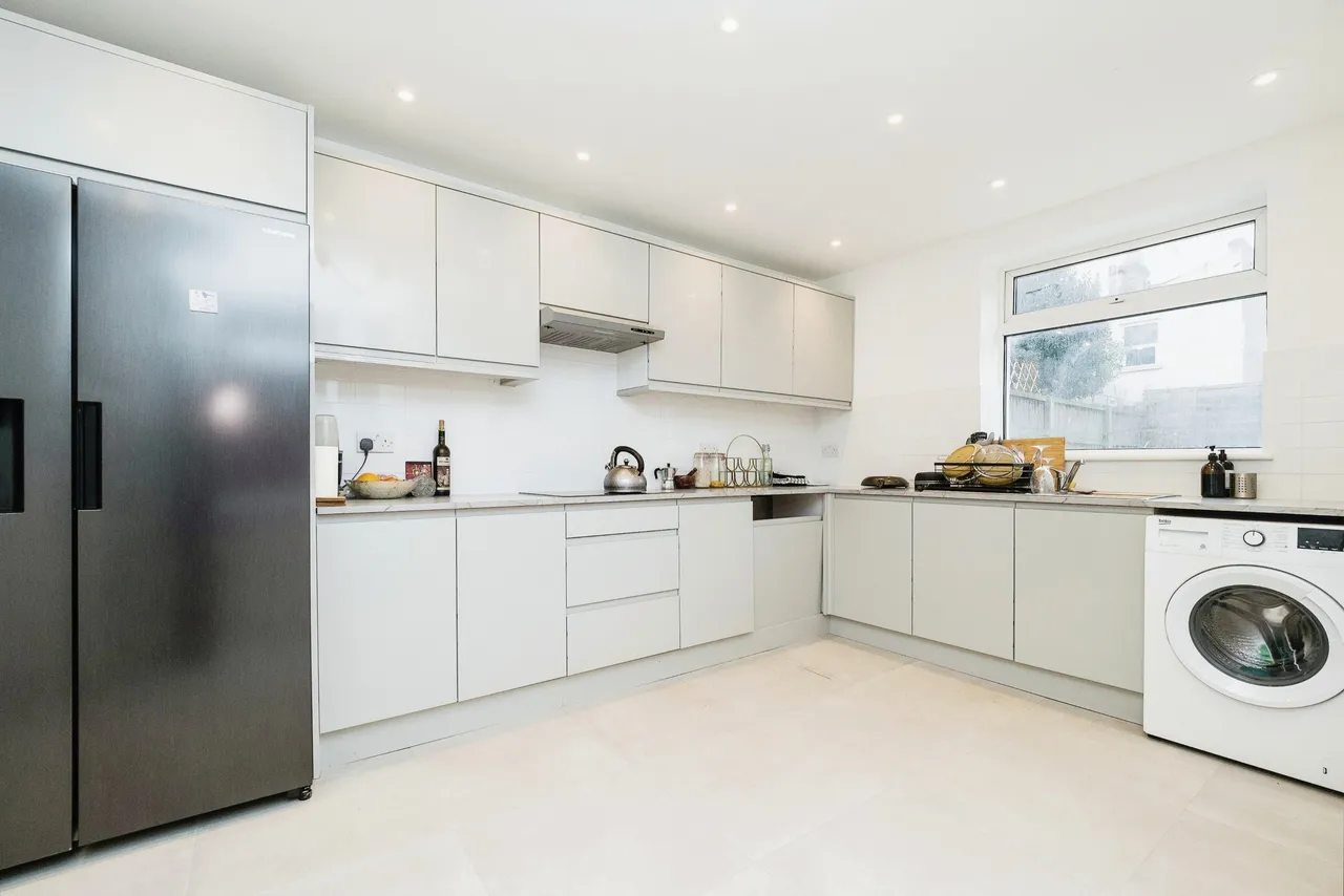 Liddington Road, London, E15, photo 15