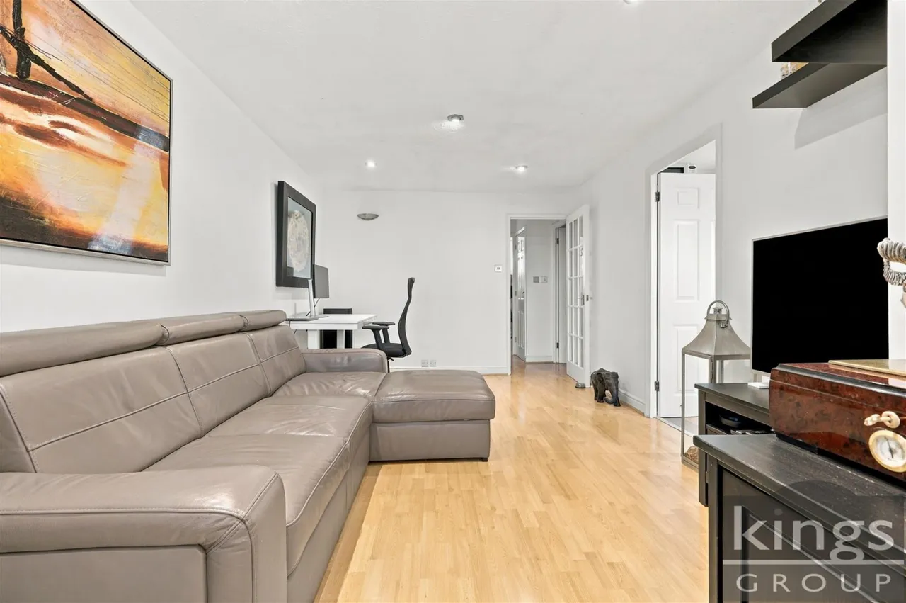 Colgate Place, Enfield, photo 13