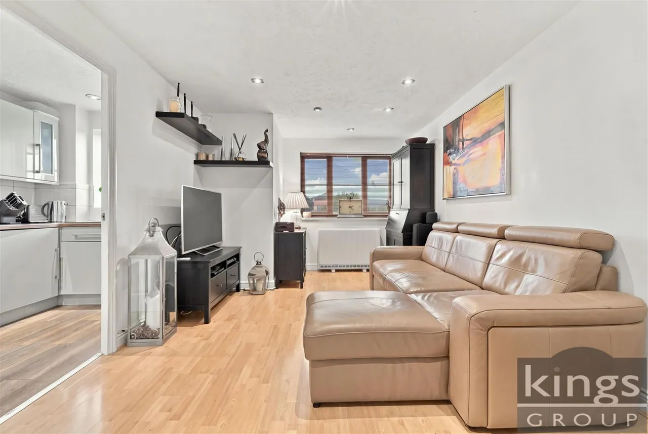 Colgate Place, Enfield, photo 10