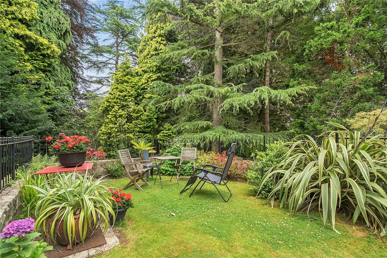 Old Park Road, Roundhay, LS8, photo 12