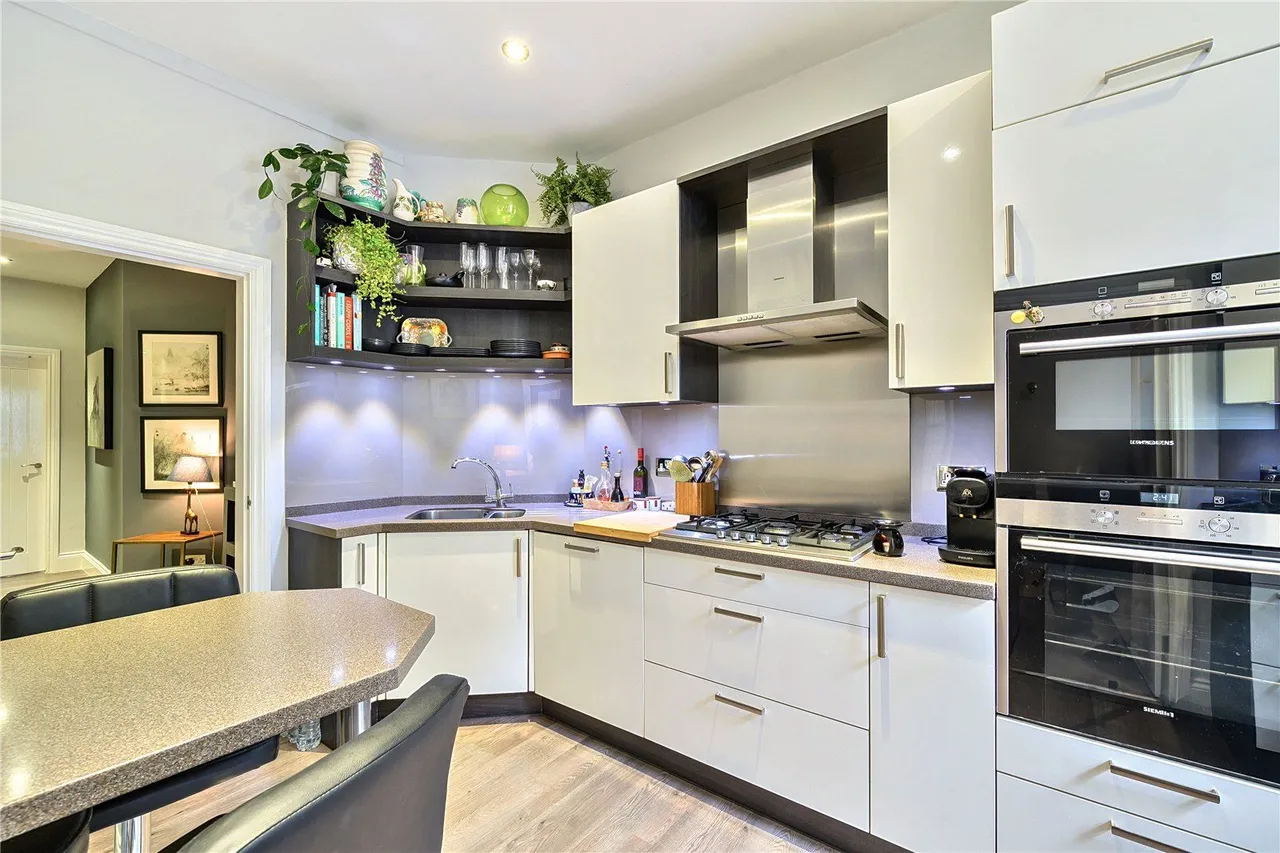Old Park Road, Roundhay, LS8, photo 8