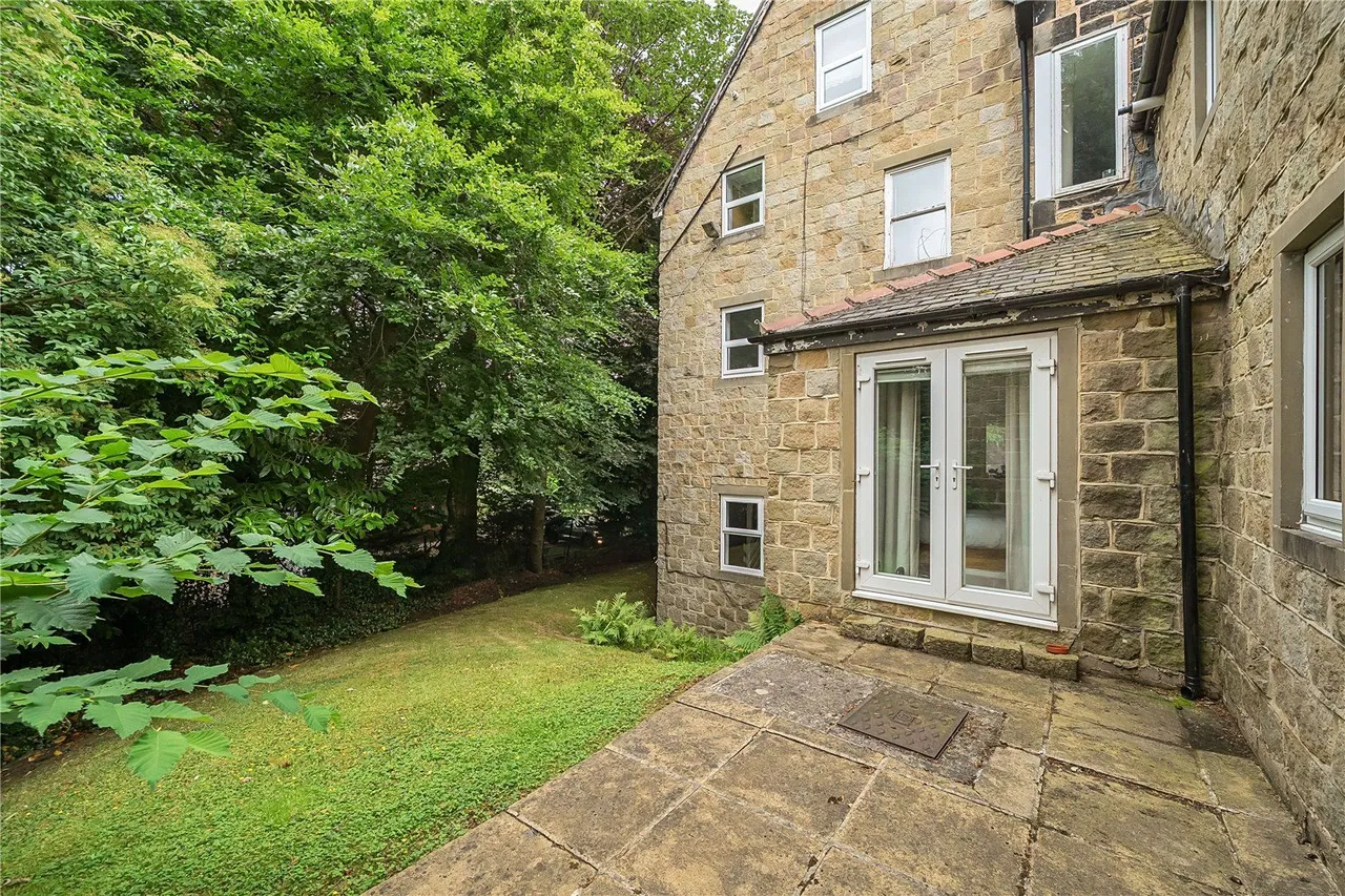 Old Park Road, Roundhay, LS8, photo 21