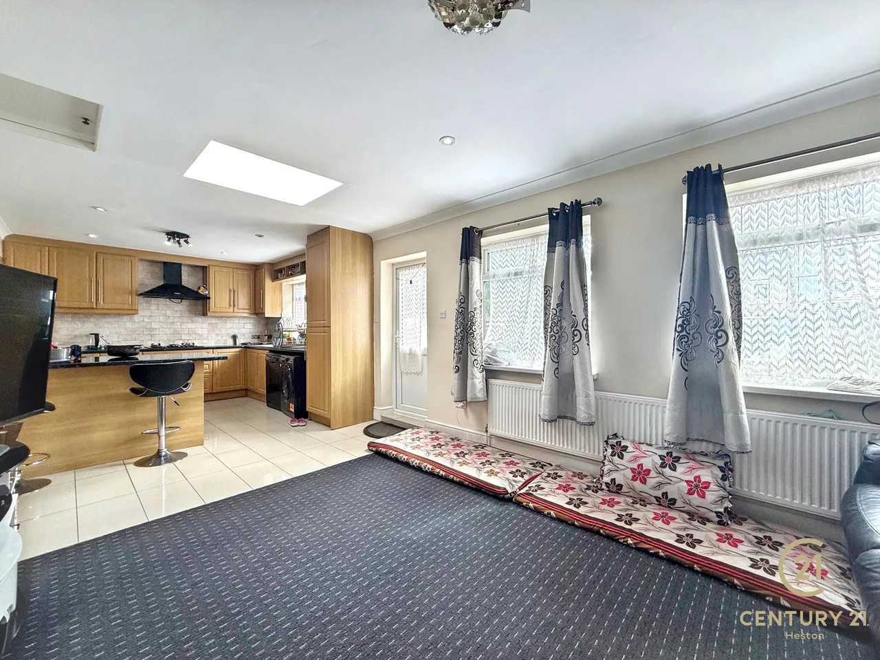 Heston Road, Hounslow, TW5, photo 4