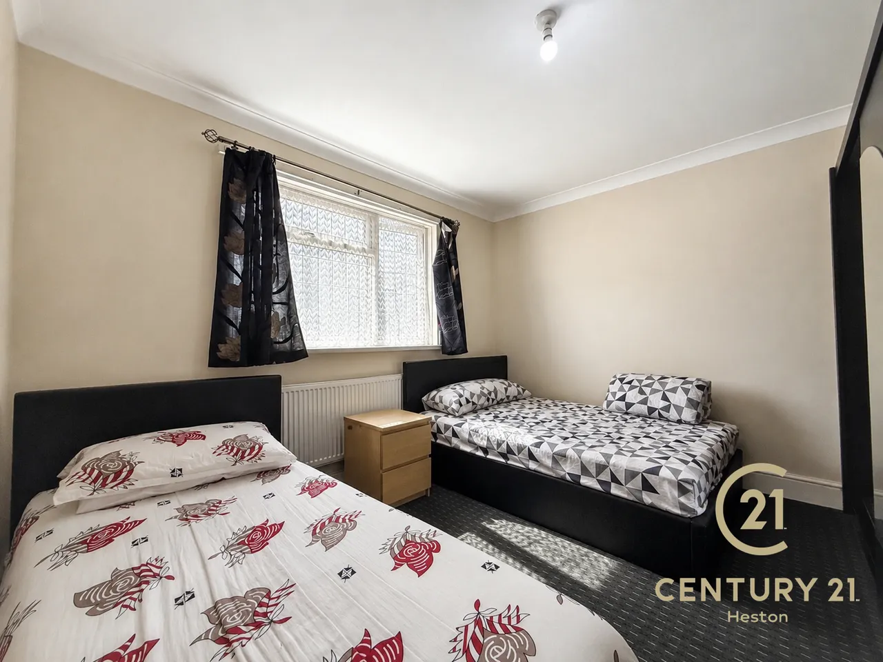 Heston Road, Hounslow, TW5, photo 9