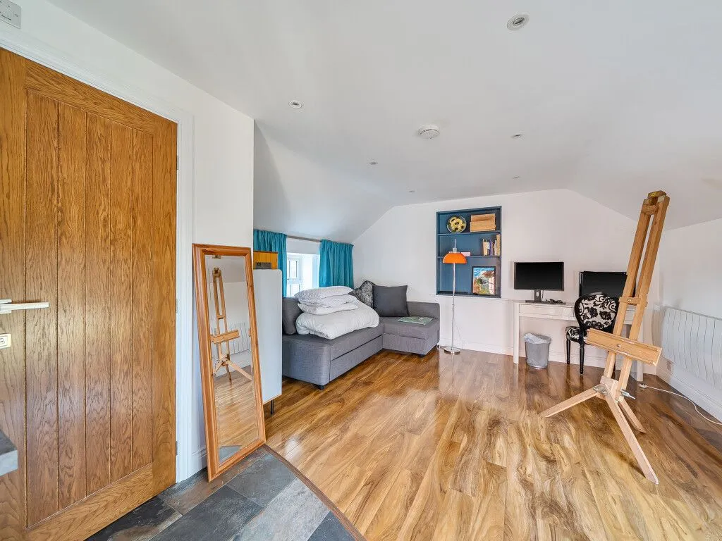 Barnsley Road, Wakefield, WF2, photo 18