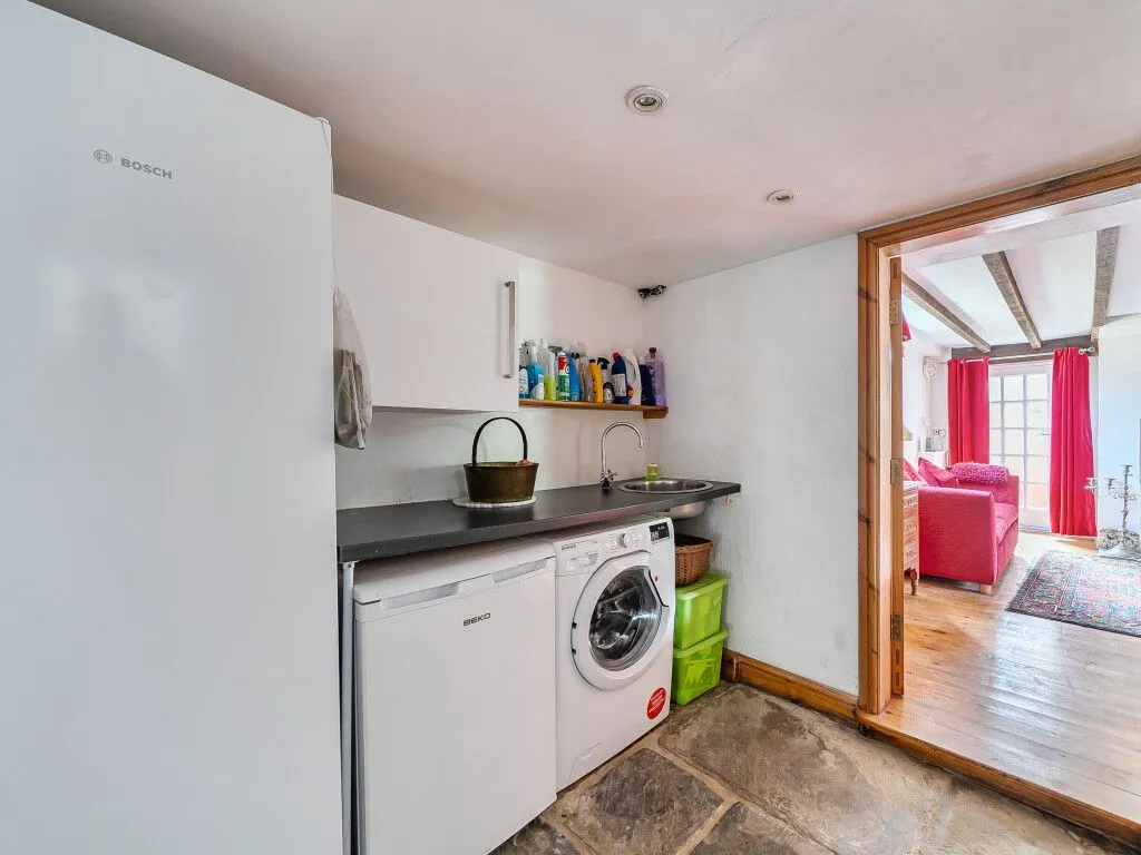 Barnsley Road, Wakefield, WF2, photo 16