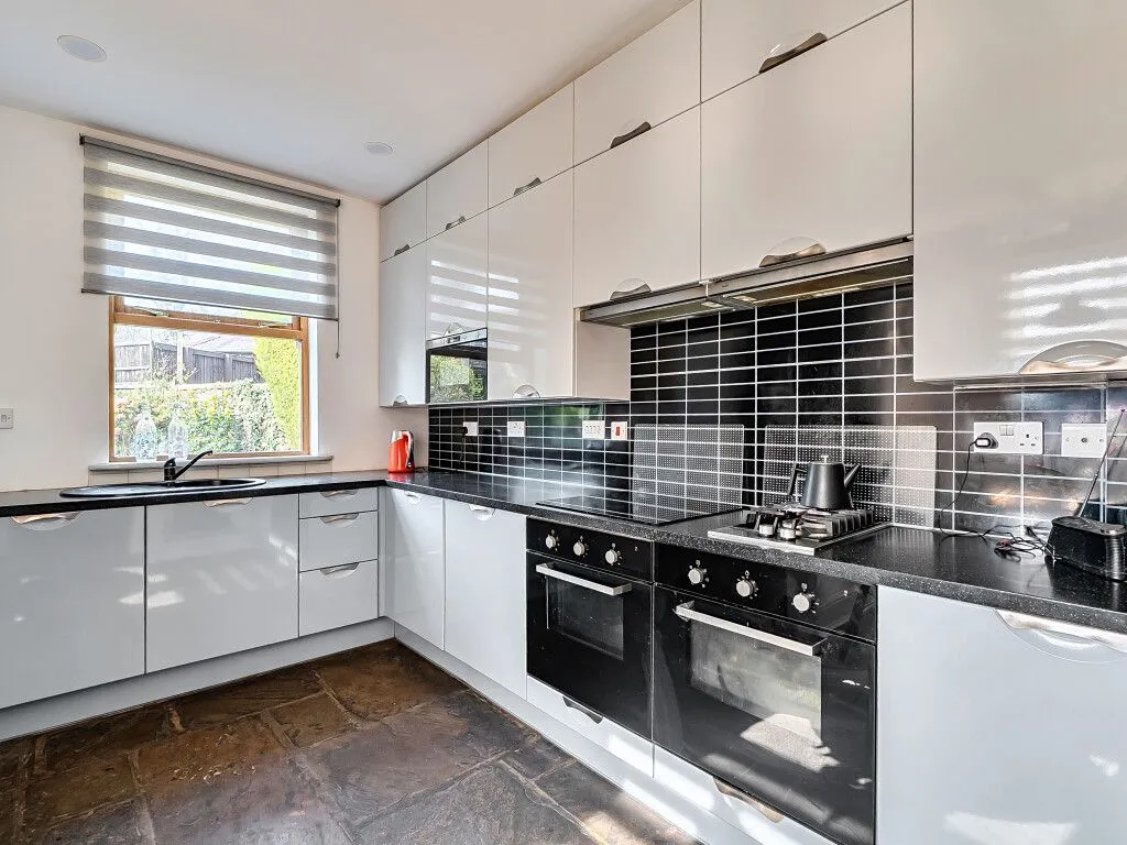 Barnsley Road, Wakefield, WF2, photo 4