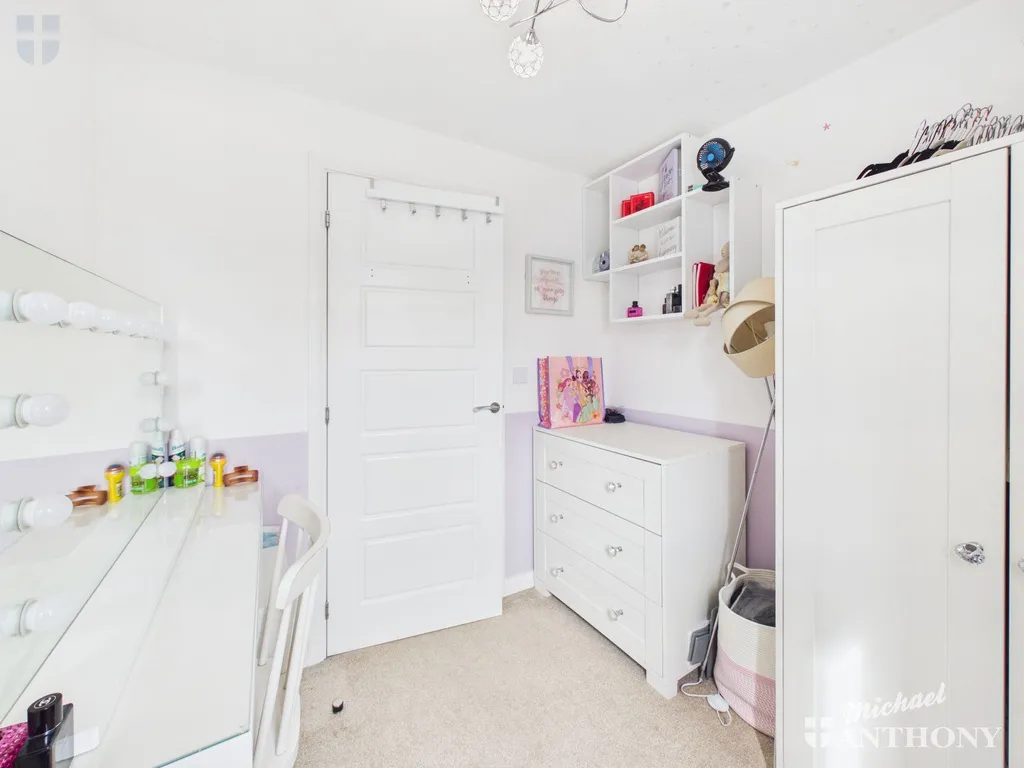 Carriage Road, Broughton, Aylesbury, HP22 7AN, photo 8