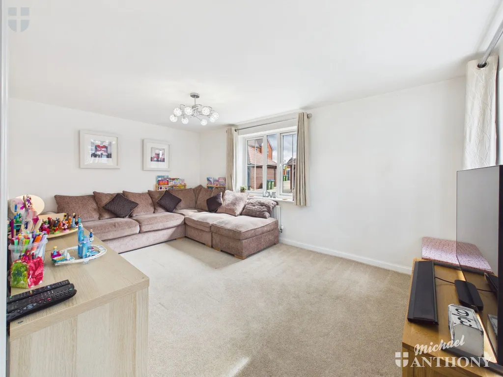 Carriage Road, Broughton, Aylesbury, HP22 7AN, photo 12