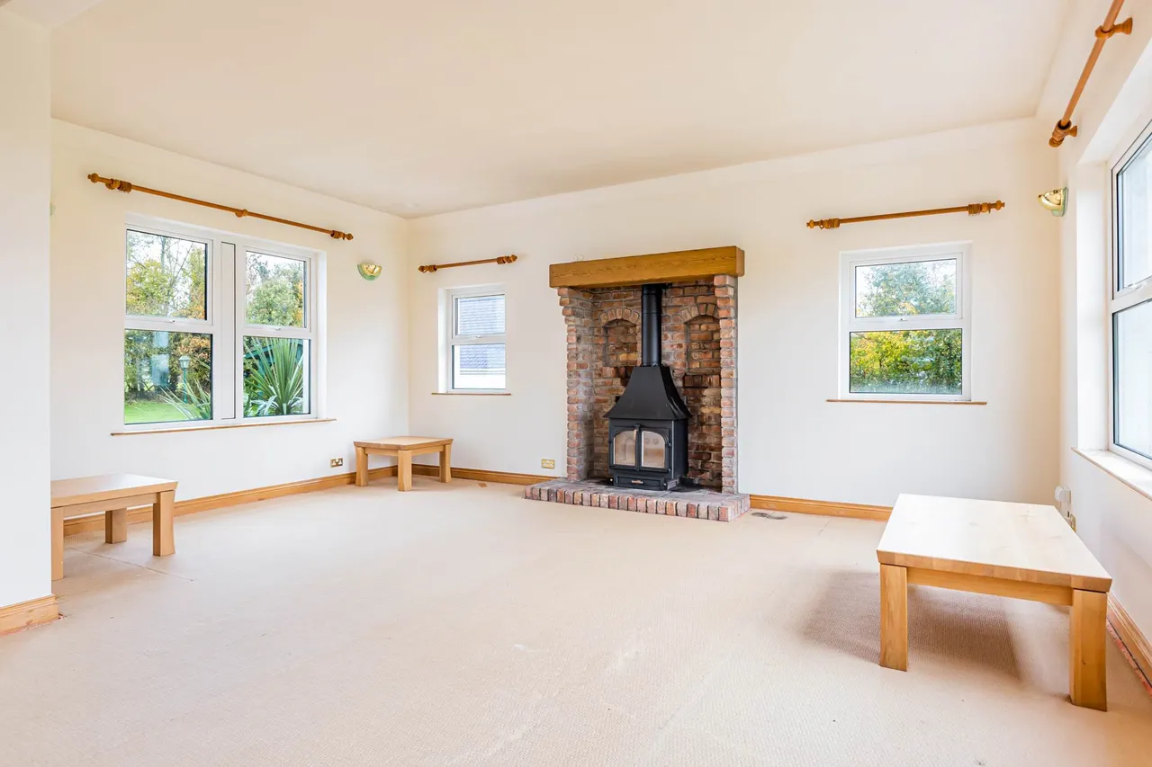 Lough Road, Lisburn, BT27, photo 9