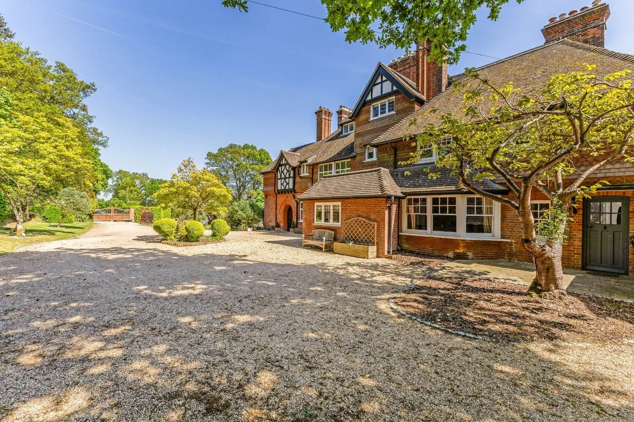 Church Lane, Witley, GU8, photo 3