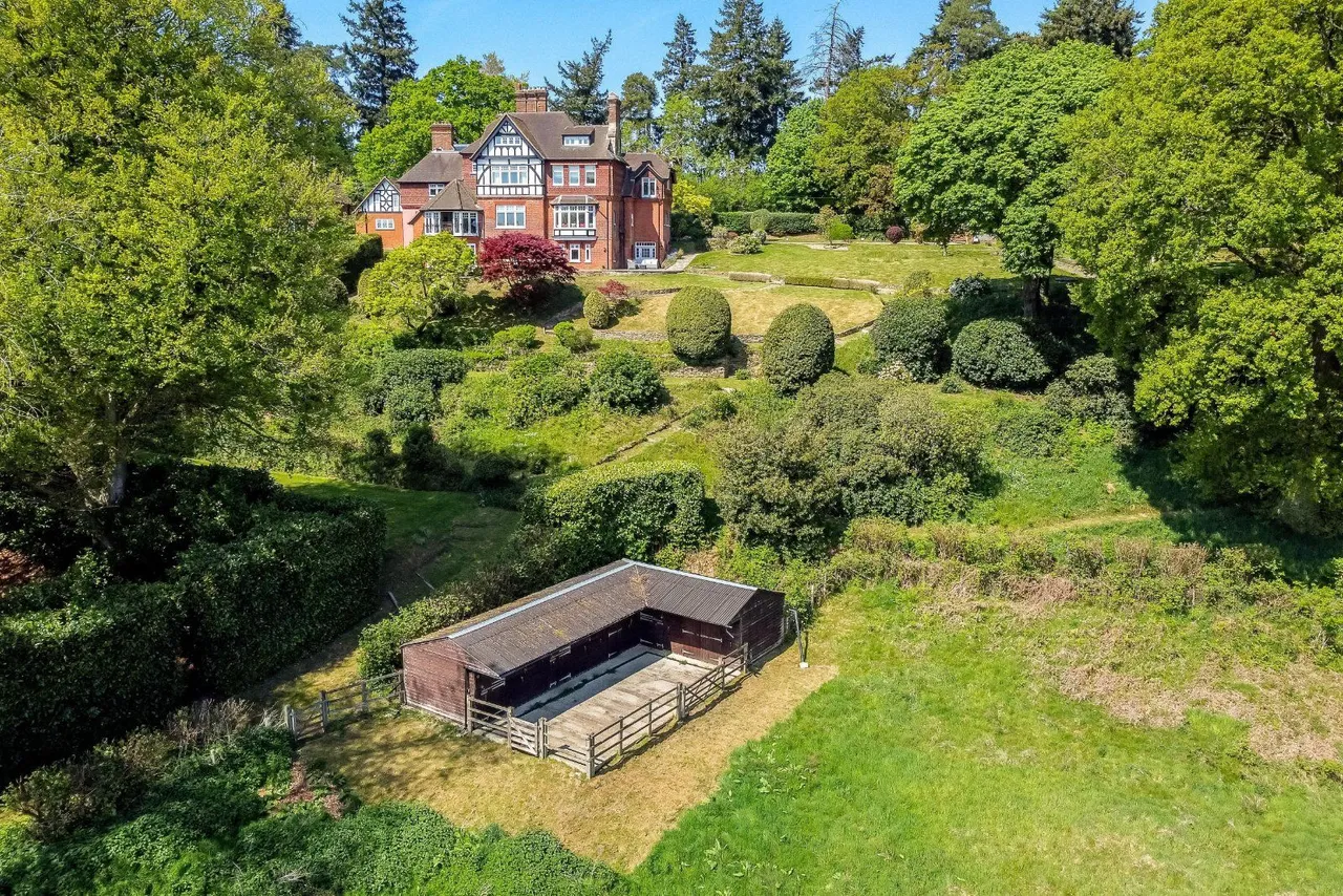 Church Lane, Witley, GU8, photo 2