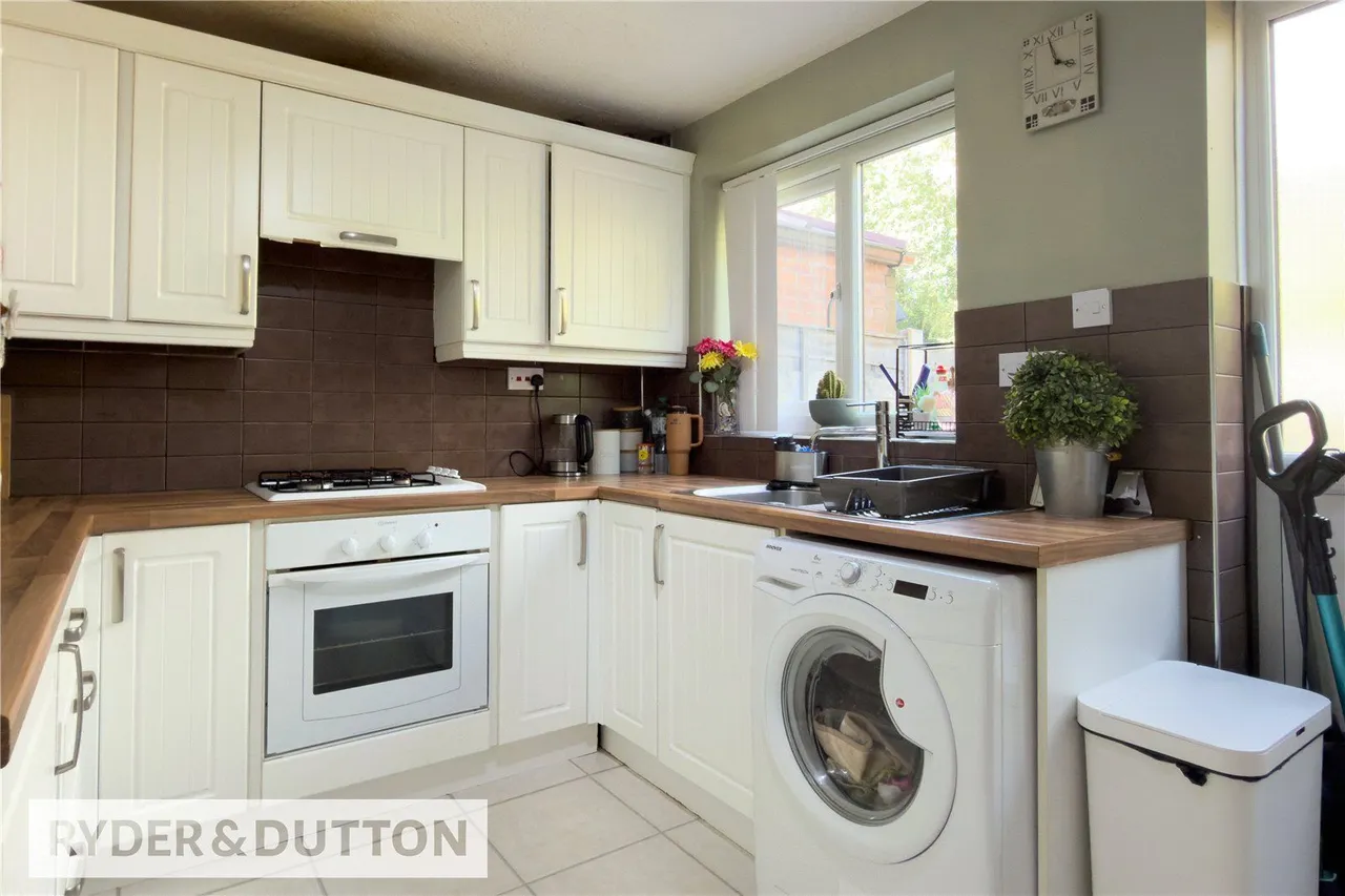 Brookfold, Failsworth, M35, photo 6