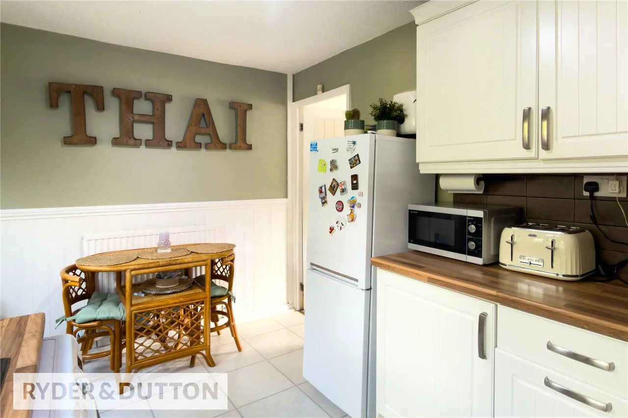 Brookfold, Failsworth, M35, photo 7