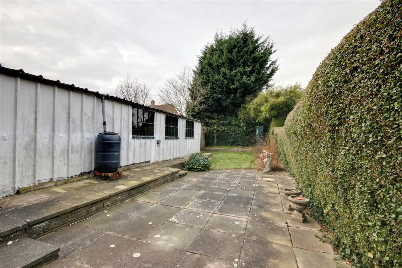 Anlaby Park Road North, Hull, photo 4