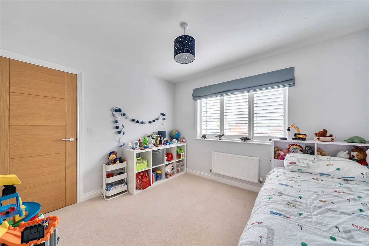 Silver Court, Hartley Wintney, Hampshire, RG27 8FJ, photo 12