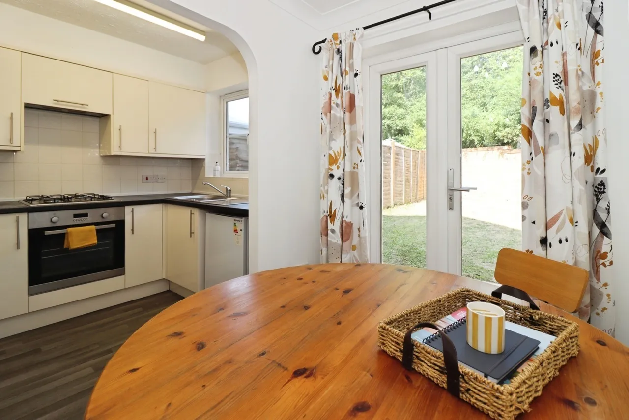 Westons Brake, Emersons Green, Bristol, BS16, photo 3
