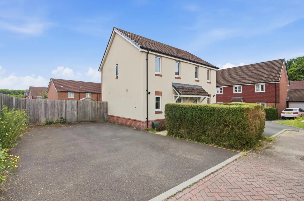 Colling Lane, Tidworth, photo 10