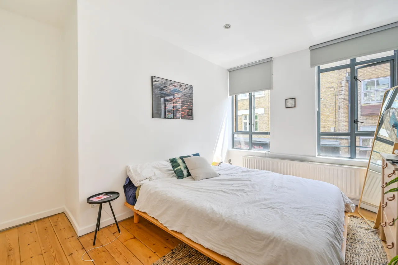 Flat 1, 177-187 Whitecross Street, London, photo 11