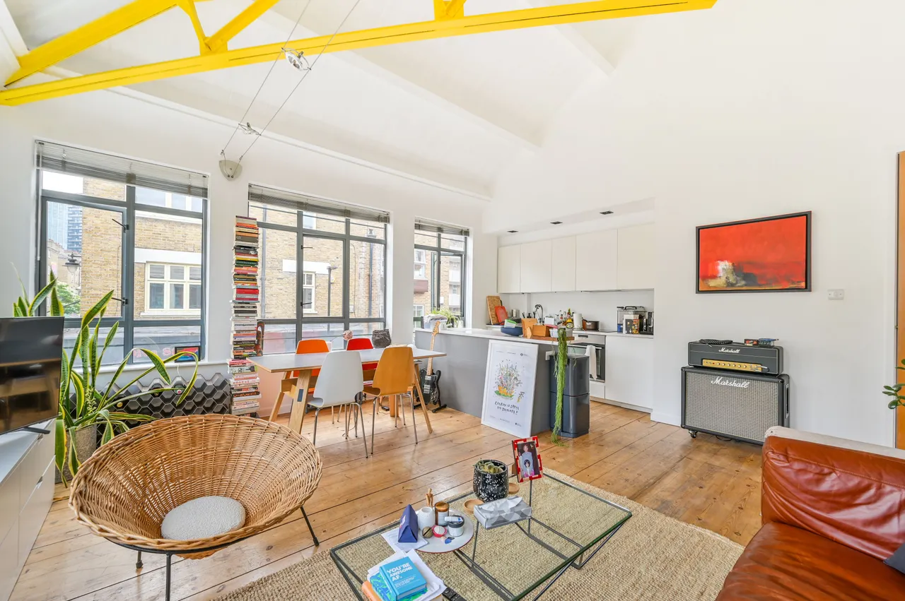 Flat 1, 177-187 Whitecross Street, London, photo 10