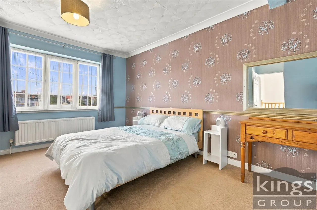 Great Cambridge Road, Enfield, photo 27