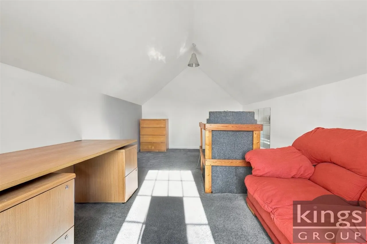 Great Cambridge Road, Enfield, photo 13