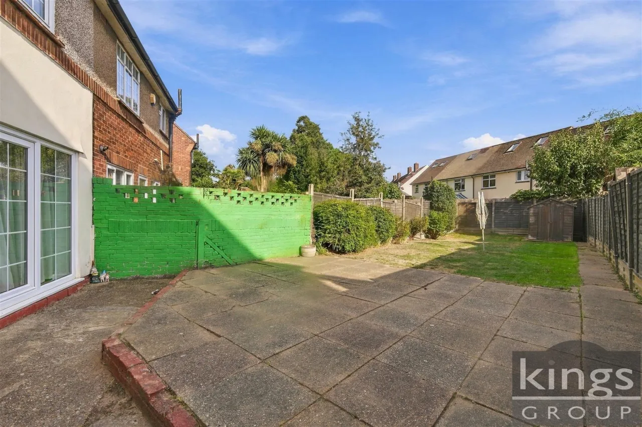 Great Cambridge Road, Enfield, photo 17