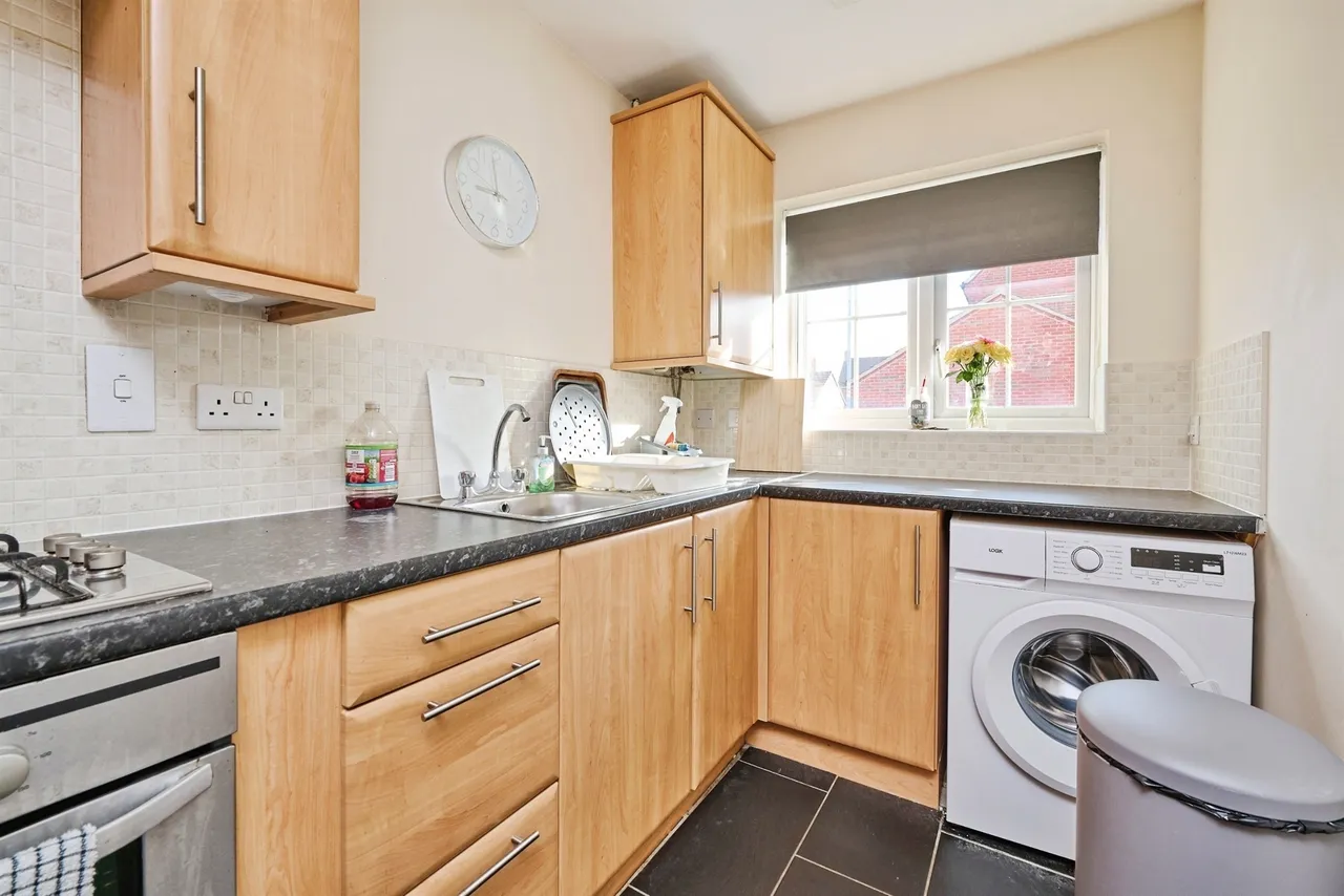 Darbyshire Close, Peterborough, PE6, photo 3