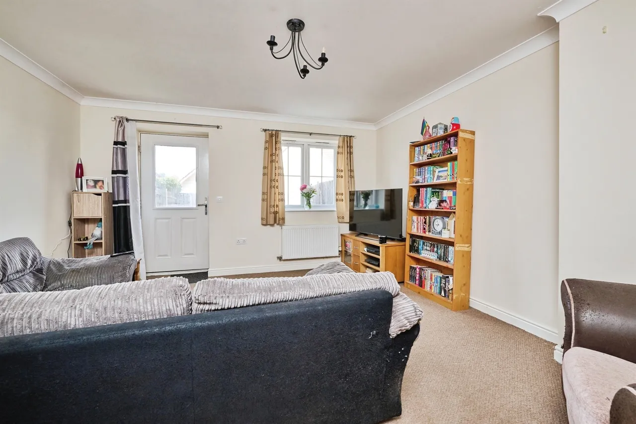 Darbyshire Close, Peterborough, PE6, photo 5