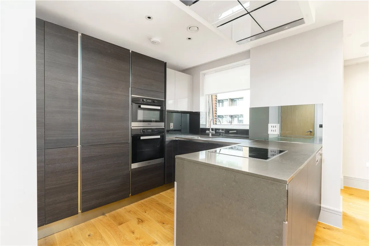 Benjamin House, Cecil Grove, St John's Wood, London, NW8 7EF, photo 4