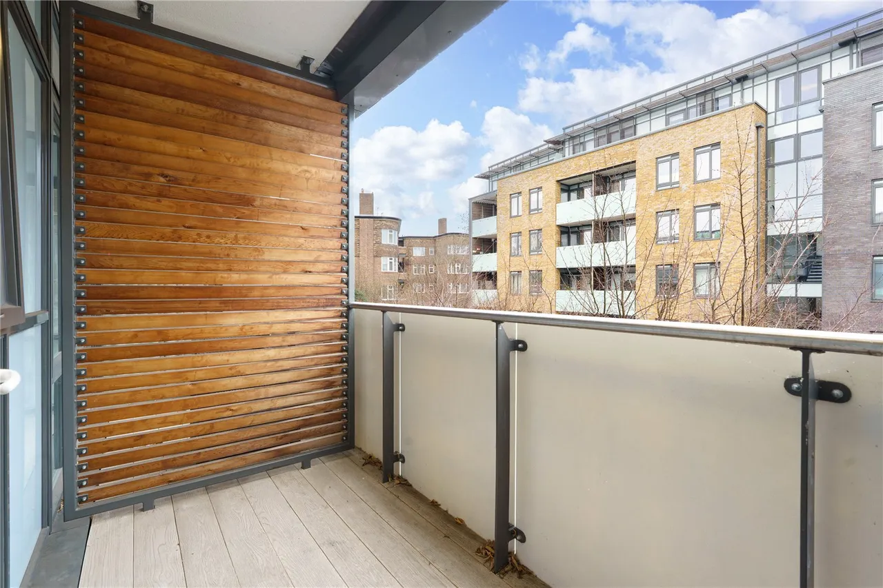 Benjamin House, Cecil Grove, St John's Wood, London, NW8 7EF, photo 2