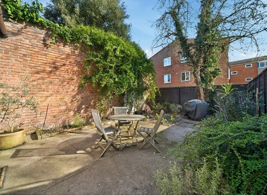 Lawrence Road, Ealing, W5, photo 6