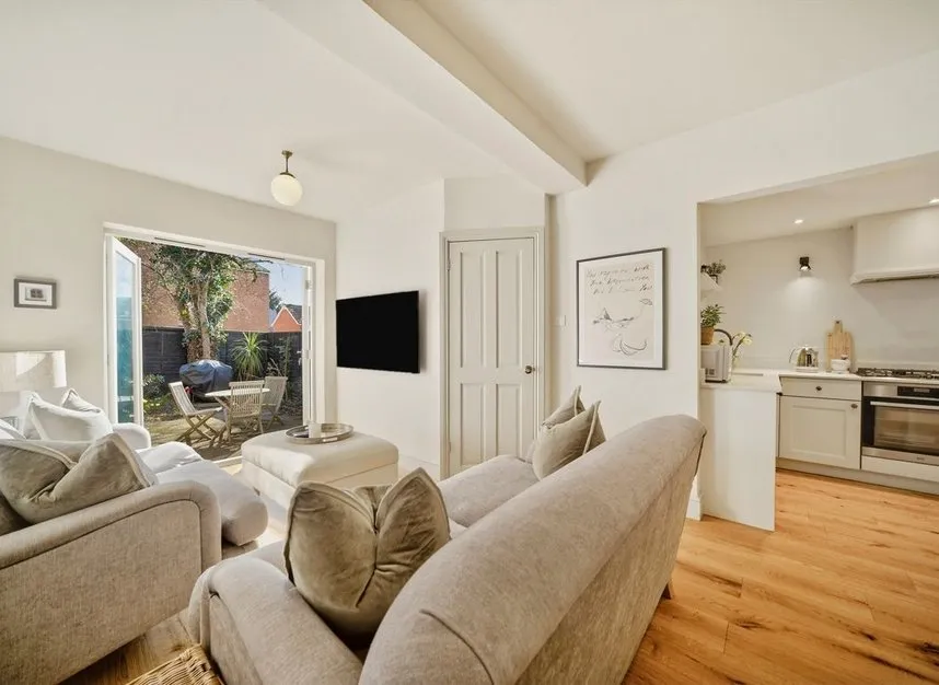 Lawrence Road, Ealing, W5, photo 2