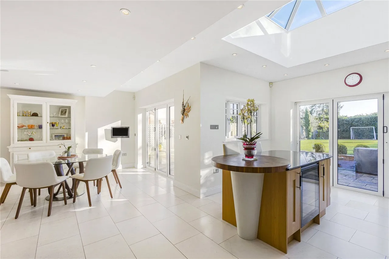 Hanyards Lane, Cuffley, Hertfordshire, EN6 4AS, photo 6